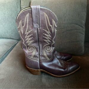 Frye purple and Cream Cowboy Boots. These are original Frye Leather Boots.